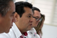 Miércoles 24 de mayo del 2017. Tuxtla Gutiérrez. José Luis Vázquez López y Oswaldo Chacón Rojas, Delegado del INE y Presidente del IEPC-Chiapas dan a conocer los Diálogos para una Cultura Cívica dentro de las estrategias del instituto electoral para promo