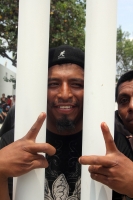 Domingo 12 de junio. Agentes de la PFP logran rescatar a 213 migrantes centro y sudamericanos que viajaban en la parte posterior de un tracto camión el cual fue asegurado en el kilometro 134 de la carretera Ocoscuautla-Las Choapas esta madrugada. Los migr
