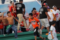 Sábado 29 de abril del 2017. Tuxtla Gutiérrez. con un empate a dos tantos y una fuerte trifulca con los aficionados termina el partido entre Jaguares de Chiapas y El Santos. esta tarde en el estadio Zoque de la capital de este estado del sureste de México