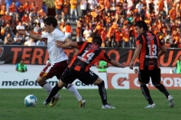 Jaguares 1-0 Tecos.