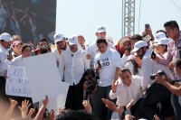 Domingo 21 de enero del 2018. Tuxtla Gutiérrez. Eduardo Ramí­rez Aguilar, Renuncia al PVEM Yy a su cargo en la mesa directiva del Congreso Local con lo que abre su aspiración a una candidatura ciudadana para la gubernatura en el 2018.