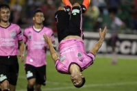 Sábado 18 de octubre del 2014. Tuxtla Gutiérrez. Aspecto del partido entre jaguares de Chiapas y Santos Laguna.
