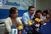 Vázquez Mota se reúne con jóvenes panistas.