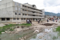 Domingo 10 de julio. Habitantes de la Colonia Villa Real de la ciudad de San Cristóbal de las Casas protestan manifestándose por las construcciones que se están realizando en la zona de Los Humedales de esta ciudad.