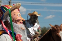 Sábado 10 de febrero del 2018. Comitan de Domí­nguez. Romerí­a de San Caralampio. Durante la Salidas de Flores y Velas durante las fiestas patronales de la Ciudad de las Flores, las manifestaciones sincréticas conviven de la mano encontrándose las comp