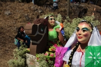 Sábado 10 de febrero del 2018. Comitan de Domí­nguez. Romerí­a de San Caralampio. Durante la Salidas de Flores y Velas durante las fiestas patronales de la Ciudad de las Flores, las manifestaciones sincréticas conviven de la mano encontrándose las comp