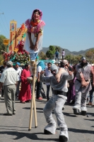 Sábado 10 de febrero del 2018. Comitan de Domí­nguez. Romerí­a de San Caralampio. Durante la Salidas de Flores y Velas durante las fiestas patronales de la Ciudad de las Flores, las manifestaciones sincréticas conviven de la mano encontrándose las comp