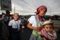 Jueves 12 de diciembre del 2013. Tuxtla Gutiérrez. Los grupos de peregrinos guadalupanos llegan este dÃa a los diferentes puntos de encuentro religioso en las diferentes comunidades del estado de Chiapas. Jueves 12 de diciembre del 2013. Tuxtla Gutiérrez. Los grupos de peregrinos guadalupanos llegan este dÃa a los diferentes puntos de encuentro religioso en las diferentes comunidades del estado de Chiapas.