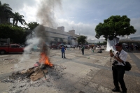 Viernes 16 de septiembre del 2016. Tuxtla Gutiérrez. Las carpas del campamento del Movimiento Magisterial en Contra de las Reformas Educativas en México agrupadas en la Sección VII de CNTE en Chiapas levantan el plantón para regresar a las aulas el próxim Viernes 16 de septiembre del 2016. Tuxtla Gutiérrez. Las carpas del campamento del Movimiento Magisterial en Contra de las Reformas Educativas en México agrupadas en la Sección VII de CNTE en Chiapas levantan el plantón para regresar a las aulas el próxim