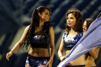 Sábado 2 de noviembre del 2014. Tuxtla Gutiérrez. Las bellas animadoras de los patrocinadores durante el partido entre Jaguares de Chiapas y Cruz Azul