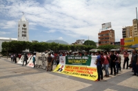 Martes 21 de agosto del 2018. Tuxtla Gutiérrez. Estudiantes de la Escuela Normal Mactumatza protestan este medio dí­a en la plaza central exigiendo la libertad de director de esta escuela quien fue detenido por la muerte de un estudiante durante los curs