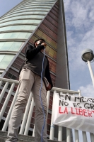 202210630. Tuxtla G. Estudiantes de la Normal Rural Mactumatza protestan esta mañana en la Torre Chiapas