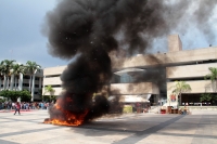 Martes 6 de agosto del 2019. Tuxtla Gutiérrez. Estudiantes normalistas de Chiapas protestan este medio día después d marchar en el poniente de la ciudad.