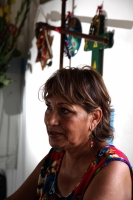 Jueves 31 de diciembre del 2015. Chiapa de Corzo. Doña Magda la conocida sanadora de esta comunidad compara a Chiapas con una persona enferma y reconoce que quien le hace “el mal” es quien utiliza la habladuría, la envidia y la manipulación y que para con