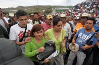Por tercer día consecutivo continúan los conflictos al interior de la Sección VII el magisterio federal en Chiapas; bloqueos carreteros y la toma de las instalaciones en el libramiento norte de la ciudad de Tuxtla Gutiérrez son contantes en estos días. Es