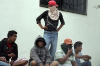 Por tercer día consecutivo continúan los conflictos al interior de la Sección VII el magisterio federal en Chiapas; bloqueos carreteros y la toma de las instalaciones en el libramiento norte de la ciudad de Tuxtla Gutiérrez son contantes en estos días. Es