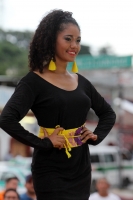 Sábado 29 de julio del 2017. Chiapa de Corzo. Raíces es la muestra de diseño artesanal presentada por Maika Moda durante la actividades de La Expo Ámbar 2017 que se realiza durante esta semana en esta colonial ciudad de la ribera del rio Grijalva.