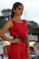 Sábado 29 de julio del 2017. Chiapa de Corzo. Raíces es la muestra de diseño artesanal presentada por Maika Moda durante la actividades de La Expo Ámbar 2017 que se realiza durante esta semana en esta colonial ciudad de la ribera del rio Grijalva.