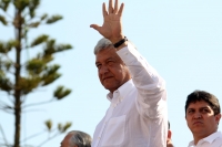 Miércoles 5 de abril del 2012. AMLO en SCLC