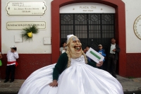 Domingo 22 de septiembre del 2019. San Cristóbal de las Casas. Los Esclavos Mercedarios, Panzudos y las representaciones satíricas de diferentes personajes acompañan la procesión durante El Anuncio de la Fiesta del Barrio de la Merced