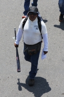 Lunes 15 de mayo del 2017. Tuxtla Gutiérrez. Organizaciones sociales se suman a los contingentes al final de la marcha convocada para protestar durante este Día del Maestro durante las jornadas de protestas del movimiento magisterial en Chiapas.