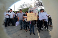 Sábado 27 de enero del 2018. Tuxtla Gutiérrez. Familiares y amigos del profesor Adán de la UNICACH marchan hacia la Plaza Central donde exigen el esclarecimiento y justicia para el biólogo asesinado en Chiapas.