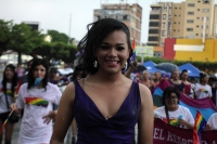 Domingo 17 de mayo del 2015. Tuxtla Gutiérrez. La comunidad lésbico, gay y transexual de Chiapas, marchan esta tarde en contra de las conductas discriminantes a los grupos homosexuales.