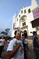 Martes 17 de mayo. Esta tarde organizaciones sociales y de grupos minoritarios realizan la Marcha Estatal en contra de la Homofobia por las avenidas de la ciudad de Tuxtla Gutiérrez.