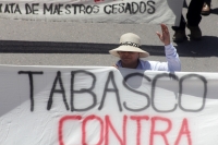 Jueves 20 de julio del 2017. Tuxtla Gutiérrez. El Movimiento Magisterial marcha este medio día respondiendo a la convocatoria del Comité Central de Lucha para la movilización Regional por las familias de Ayotizinapa.