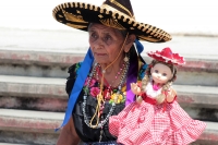 Jueves 1 de febrero del 2018. San Fernando. Las Candelarias recorren las calles bailando y llenado de colorida alegría las laderas de el valle de La Hacienda de Las ínimas, , donde celebran con esta danza que precede los festejos de la cuaresma. Jueves 1 de febrero del 2018. San Fernando. Las Candelarias recorren las calles bailando y llenado de colorida alegría las laderas de el valle de La Hacienda de Las ínimas, , donde celebran con esta danza que precede los festejos de la cuaresma.