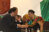 Jueves 25 de agosto. Beatriz Paredes recibe la medalla Rosario Castellanos 2011.