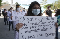 20210129. Tuxtla G. Estudiantes de la Facultad de Medicina Humana de la UNACH protestan por la muerte de la joven ocurrido en Salto de Agua Chiapas.