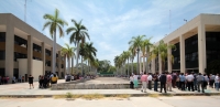 Martes 20 de marzo del 2018. Tuxtla Gutiérrez. Bajo el intenso sol del sureste, este media dÃÂa se realiza el mega-simulacro de temblor en la Unidad Administrativa en la capital del estado de Chiapas Martes 20 de marzo del 2018. Tuxtla Gutiérrez. Bajo el intenso sol del sureste, este media dÃÂa se realiza el mega-simulacro de temblor en la Unidad Administrativa en la capital del estado de Chiapas