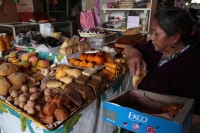 Lunes 1 de julio del 2019. San Cristóbal de las Casas. Los mercados públicos de la ciudad coleta siguen ofreciendo los productos naturales a quien los busca en  esta ciudad de la región de Los Altos de Chiapas