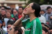 Domingo 17 de junio del 2018. San Cristóbal de las Casas. Los aficionados al fut bol se reúnen en la plaza del atrio de la Catedral de San Cristóbal donde disfrutan del partido entre México y Alemania