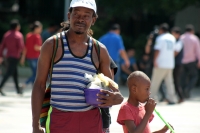 Lunes 2 de julio del 2018. Tuxtla Gutiérrez. El tránsito de los migrantes se traslada a las principales ciudades del sureste, siendo Tuxtla una ciudad donde estas imágenes se vuelven cotidianas.