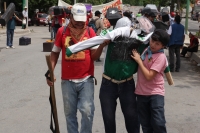Lunes 4 de julio del 2016. Tuxtla Gutiérrez. La marcha del MOCRI CNPA EZ al inicio de la manifestación en apoyo del Movimiento Magisterial en el oriente de Tuxtla. Lunes 4 de julio del 2016. Tuxtla Gutiérrez. La marcha del MOCRI CNPA EZ al inicio de la manifestación en apoyo del Movimiento Magisterial en el oriente de Tuxtla.