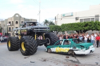 Jueves 17 de noviembre. Moster Truck y los Jaguares de Chiapas.