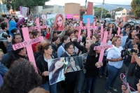 Miércoles 17 de enero del 2018. Tuxtla Gutiérrez. La muerte de la joven Gloria Castellanos Balcazar hace unos dí­as agrupa esta tarde a las familias tuxtlecas quienes marchan por la Avenida Central de la capital del estado de Chiapas.