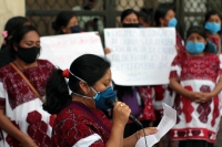 Martes 13 de octubre del 2020. Tuxtla Gutiérrez. Indígenas de Chalchihuitan protestan en las entradas del Congreso de Chiapas pidiendo el respeto a las mujeres y los cargos políticos que ha ocasionado su expulsión de este municipio de Los Altos de Chiapas