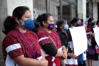 Martes 13 de octubre del 2020. Tuxtla Gutiérrez. Indígenas de Chalchihuitan protestan en las entradas del Congreso de Chiapas pidiendo el respeto a las mujeres y los cargos políticos que ha ocasionado su expulsión de este municipio de Los Altos de Chiapas