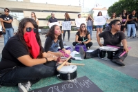 Miércoles 19 de octubre del 2016. Tuxtla Gutiérrez. Grupos feministas se manifiestan esta tarde dentro de las actividades del Paro Nacional de Mujeres buscando justicia para las víctimas de transfeminicidios y feminicidios en México