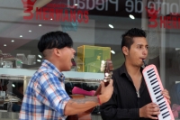 Jueves 22 de marzo del 2018. Tuxtla Gutiérrez. Practicando música en las cercaní­as del mercado del centro