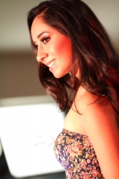 La segunda pasarela del Concurso Nuestra Belleza 2011 se llevó a cabo esta noche en un conocido centro comercial donde las jóvenes chiapanecas lucieron trajes casuales y accesorios de esta temporada.