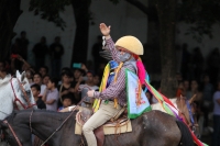 Martes 8 de agosto del 2017. Chiapa de Corzo. Los Alférez y Naguares recorren las calles para encontrarse en el Camposanto de Santo Domingo donde realizan la representación de las batallas chiapacorceñas en honor al Santo Patrón de esta comunidad de la Ri