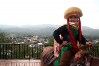 Jueves 8 de agosto del 2019. Chiapa de Corzo. El recorrido de Los Alférez y Naguares durante el recorrido durante las celebraciones patronales de Santo Domingo.