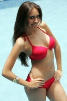 Miércoles 13 de julio. (45 fotos, segunda parte). Las finalistas del Concurso Nuestra Belleza Chiapas 2011 visten trajes de baño durante la pasarela donde se elige a la Señorita Fotogenia NB.
