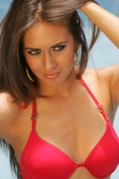 Miércoles 13 de julio. (45 fotos, segunda parte). Las finalistas del Concurso Nuestra Belleza Chiapas 2011 visten trajes de baño durante la pasarela donde se elige a la Señorita Fotogenia NB.
