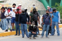 Lunes 18 de junio del 2018. Tuxtla Gutiérrez. Corporaciones policiacas de Chiapas desalojan a maestros de la entrada poniente de la capital de este estado del sureste de México.