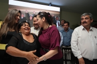 Jueves 9 de febrero del 2012. La Nena anuncia su candidatura por el PRD. Tuxtla Gutiérrez, Chiapas. María Elena Orantes, anuncia su inscripción como aspirante a la candidatura del PRD y su apoyo a AMLO en un evento organizado por sus simpatizantes en cono